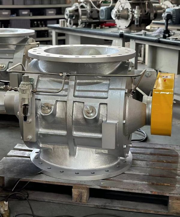 Indpro Engineering, Pune - Drop through rotary airlock valve